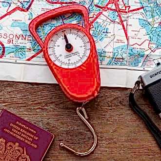 Travel scales - Red