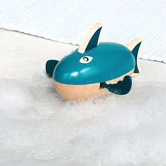 Wooden wind up shark