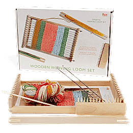 Wooden weaving loom set