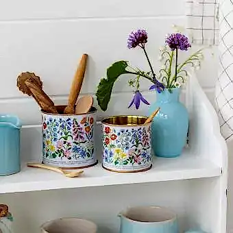 wild flowers mini tins