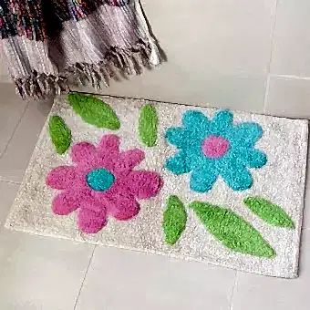 Tufted cotton bath mat - Green and pink flowers