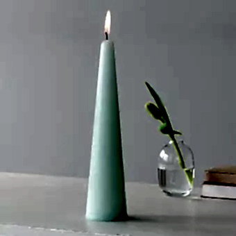 Tall cone candle - Mint green