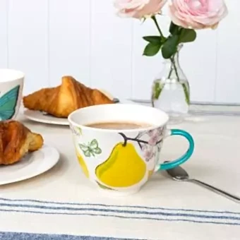 New bone china mug 550m - Pear