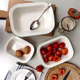 Enamel pie dishes (set of 3) - Pistachio