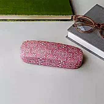 Glasses case & cleaning cloth - Anushka