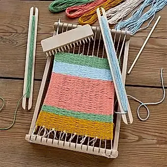 Wooden weaving loom set