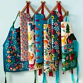 Wipeable cotton children's apron 