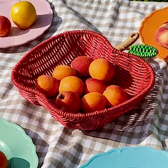 Summer fruit woven basket - Apple