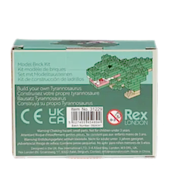 Back of the model kit packaging, showing multilingual product descriptions and safety warnings