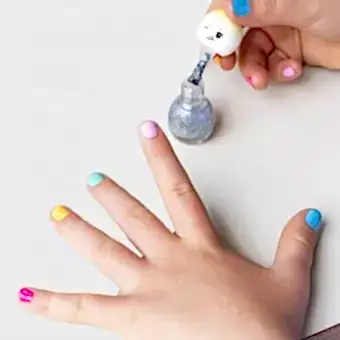 Suki And Friends Water Based Nail Varnish