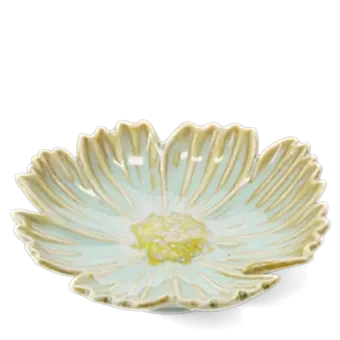 Trinket dish shaped like a flower